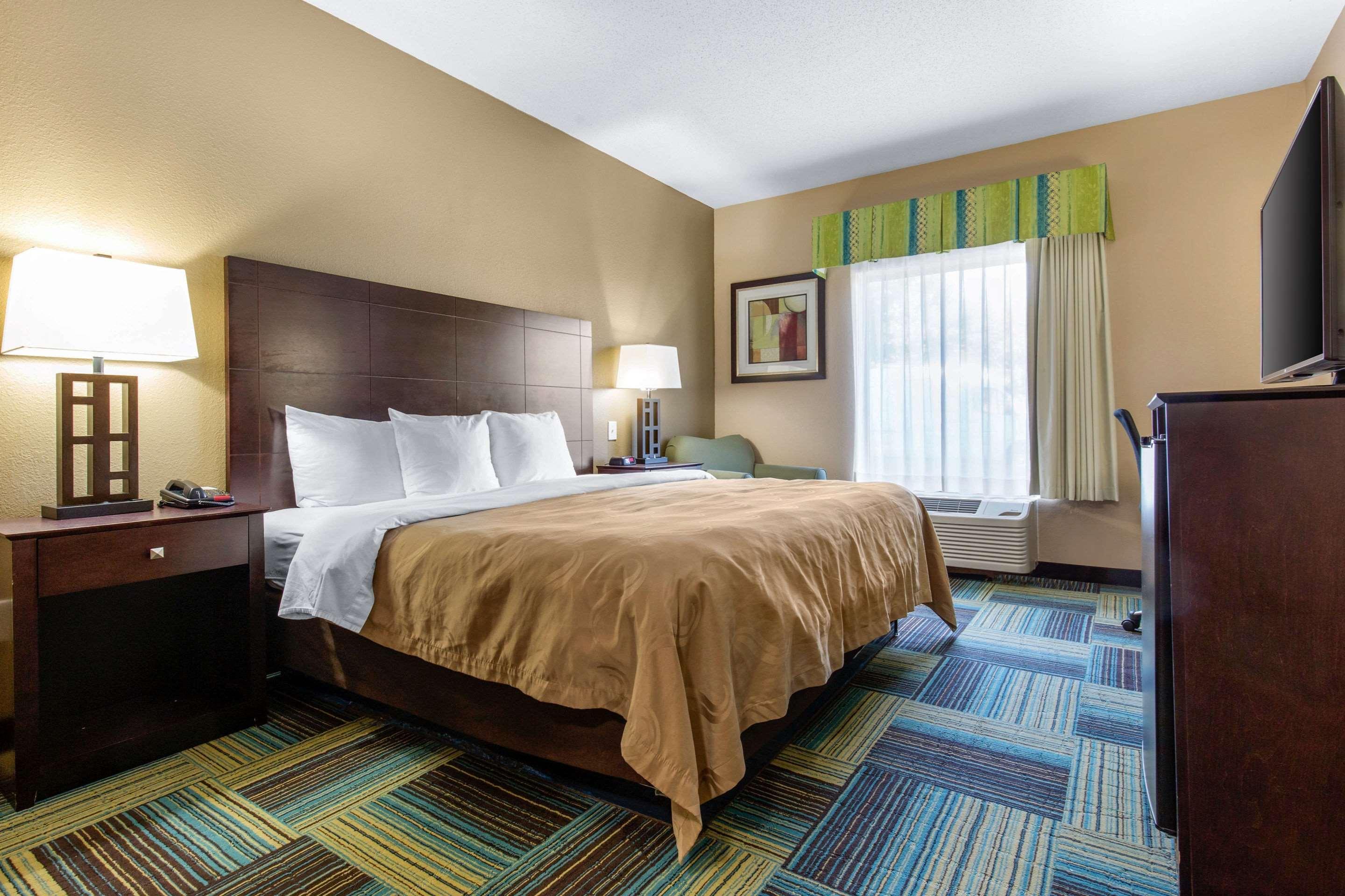 Quality & - St Louis Hotel 3*